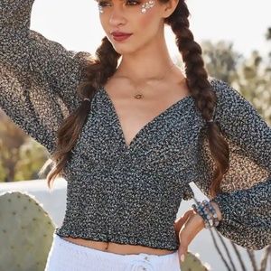 MERROW FLORAL SMOCKED CROP TOP